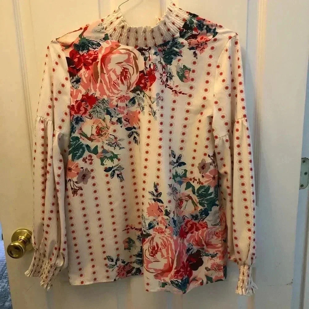 No brand pretty short with roses